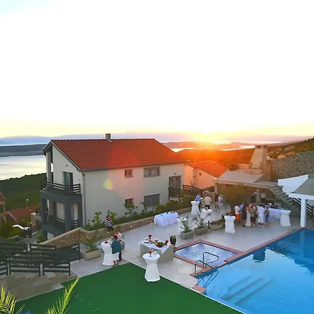 Villa Villa Kalmar - Heated Pool And Spectacular Sea View *