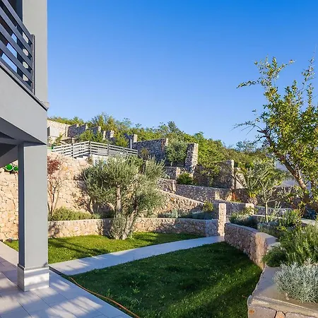 Villa Kalmar - Heated Pool And Spectacular Sea View Villa *