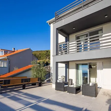 Villa Kalmar - Heated Pool And Spectacular Sea View Crikvenica