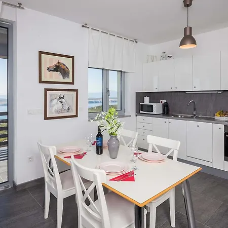 Villa Kalmar - Heated Pool And Spectacular Sea View Crikvenica