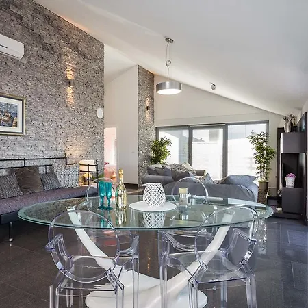 Villa Kalmar - Heated Pool And Spectacular Sea View Villa