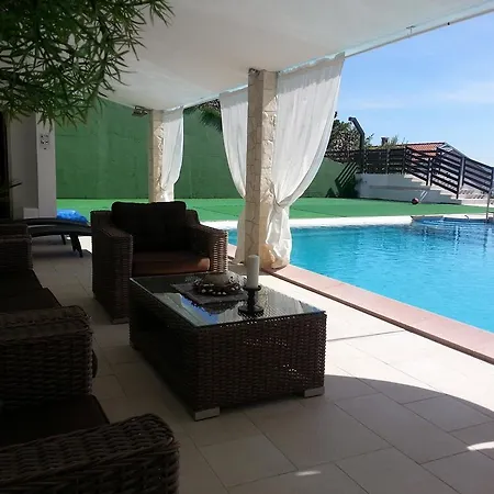 Villa Kalmar - Heated Pool And Spectacular Sea View